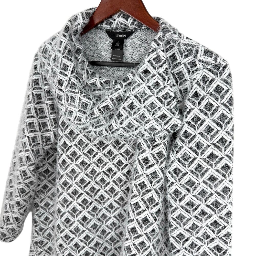 Ali Miles Sz Medium Soft Fuzzy Wearable Art Christmas Winter Blouse Shirt Top - Picture 5 of 8
